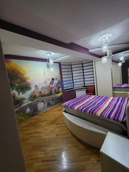 Aylıq Kirayə 3 otaqlı Yeni Tikili bina evi  100m², Bakı