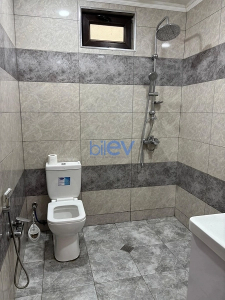 Aylıq Kirayə 3 otaqlı Həyət evi  100m², Bakı