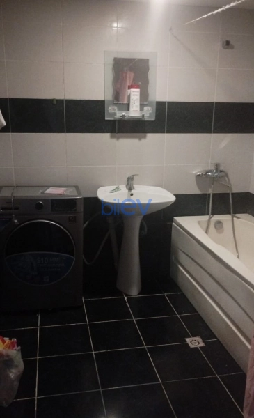 Aylıq Kirayə 2 otaqlı Yeni Tikili bina evi  80m², Bakı