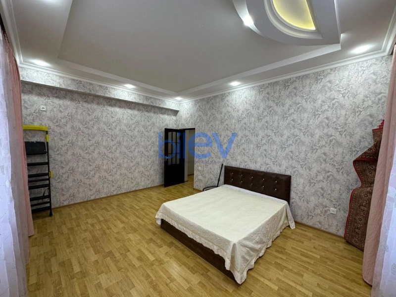Aylıq Kirayə 2 otaqlı Yeni Tikili bina evi  110m², Bakı