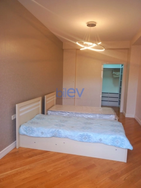 Aylıq Kirayə 3 otaqlı Yeni Tikili bina evi  82m², Bakı
