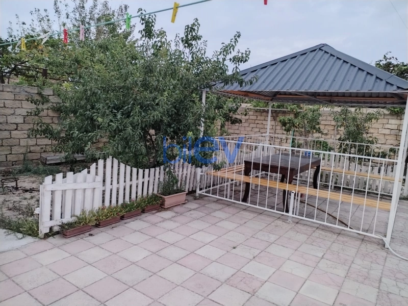Satış 7 otaqlı Həyət evi  220m², Bakı