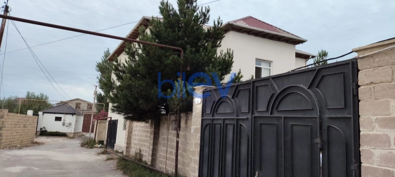 Satış 7 otaqlı Həyət evi  220m², Bakı