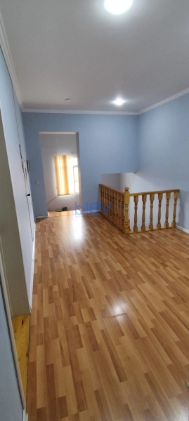 Satış 7 otaqlı Həyət evi  220m², Bakı