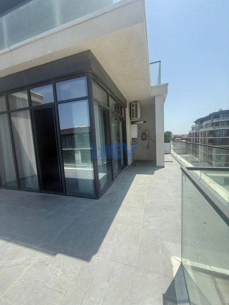 Aylıq Kirayə 3 otaqlı Yeni Tikili bina evi  150m², Bakı