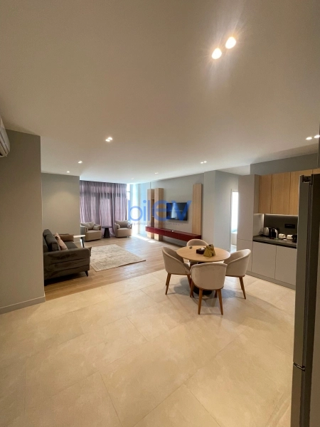 Aylıq Kirayə 3 otaqlı Yeni Tikili bina evi  150m², Bakı