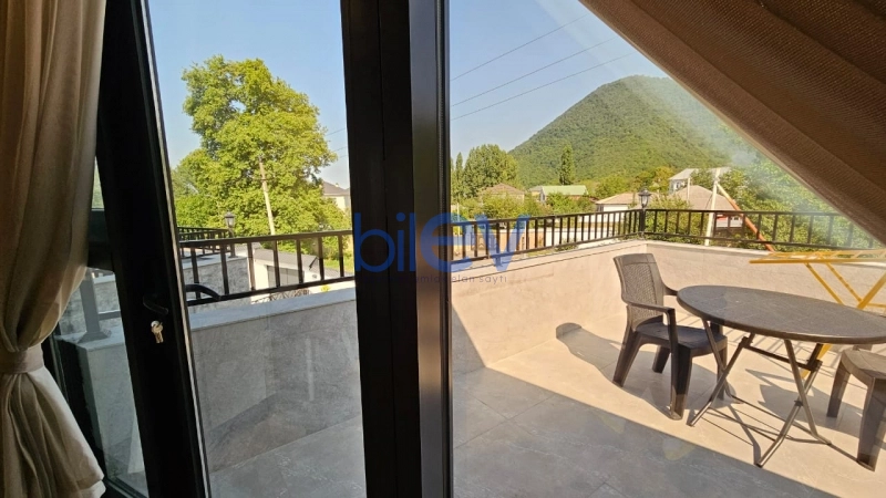 Günlük Kirayə 8 otaqlı Aframe  500m², Qəbələ