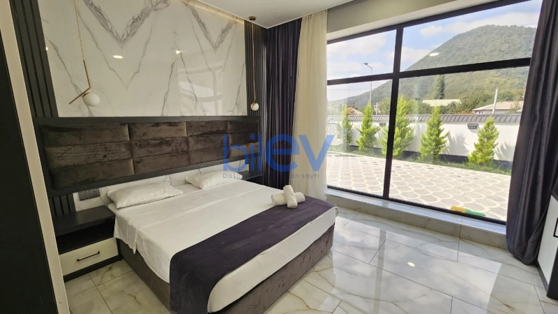 Günlük Kirayə 8 otaqlı Aframe  500m², Qəbələ