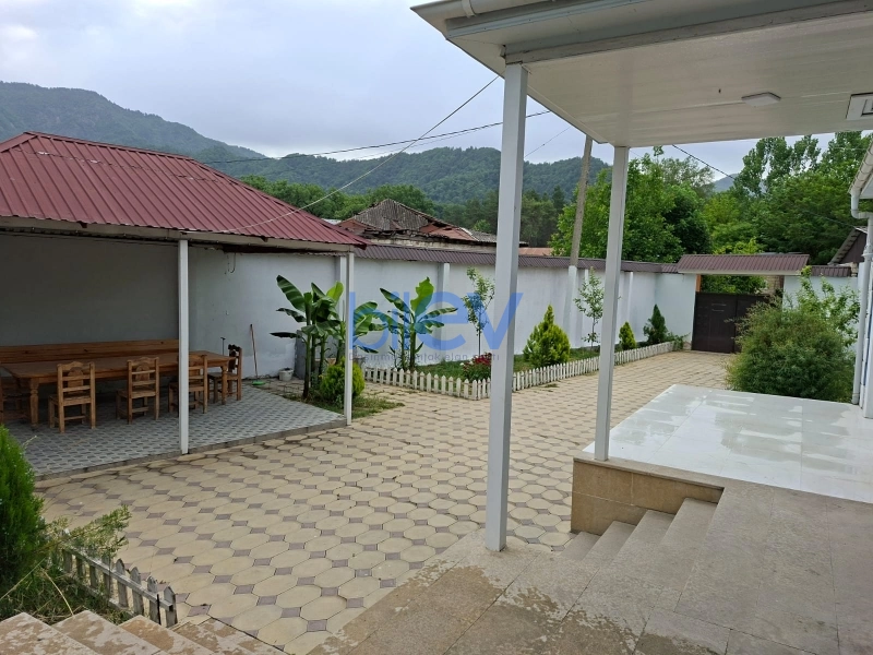 Günlük Kirayə 4 otaqlı Həyət evi  300m², İsmayıllı