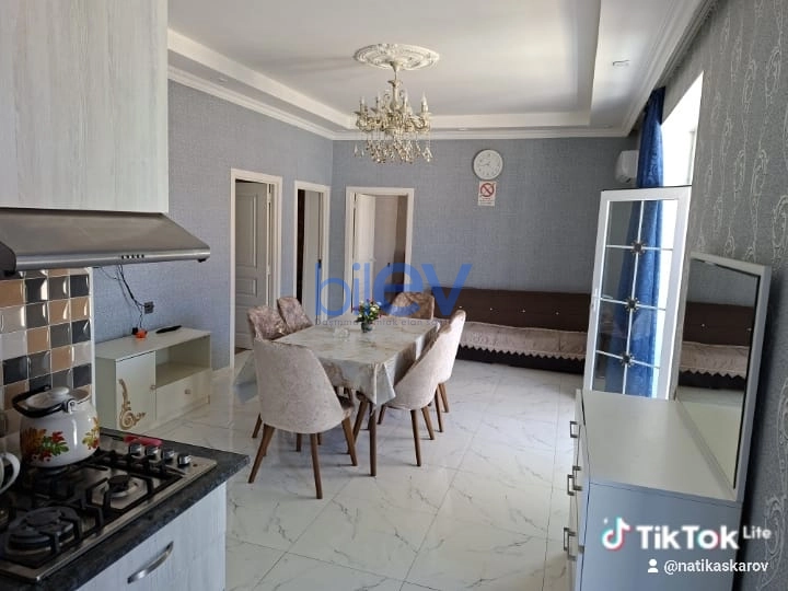 Günlük Kirayə 4 otaqlı Həyət evi  300m², İsmayıllı