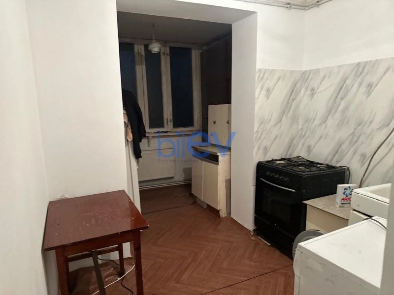Aylıq Kirayə 2 otaqlı Köhnə Tikili bina evi  60m², Bakı