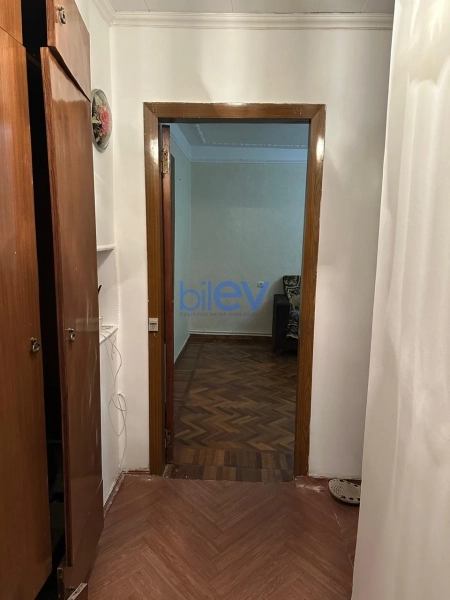 Aylıq Kirayə 2 otaqlı Köhnə Tikili bina evi  60m², Bakı