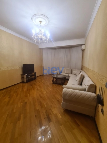 Aylıq Kirayə 2 otaqlı Yeni Tikili bina evi  95m², Bakı