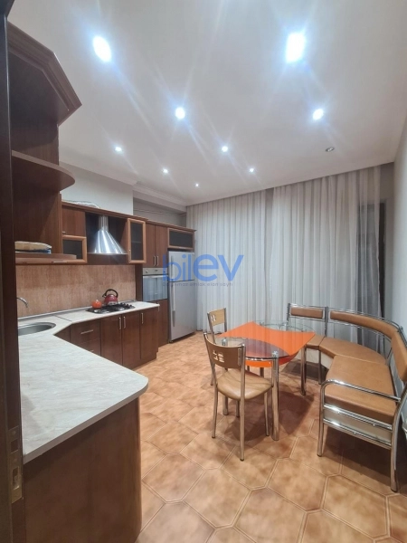 Aylıq Kirayə 2 otaqlı Yeni Tikili bina evi  95m², Bakı