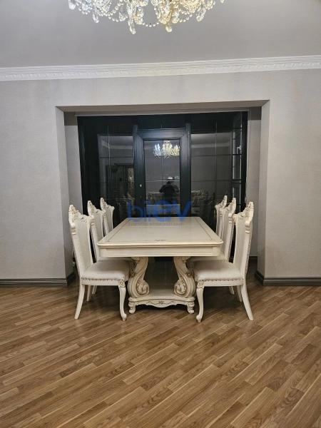 Aylıq Kirayə 3 otaqlı Köhnə Tikili bina evi  75m², Bakı