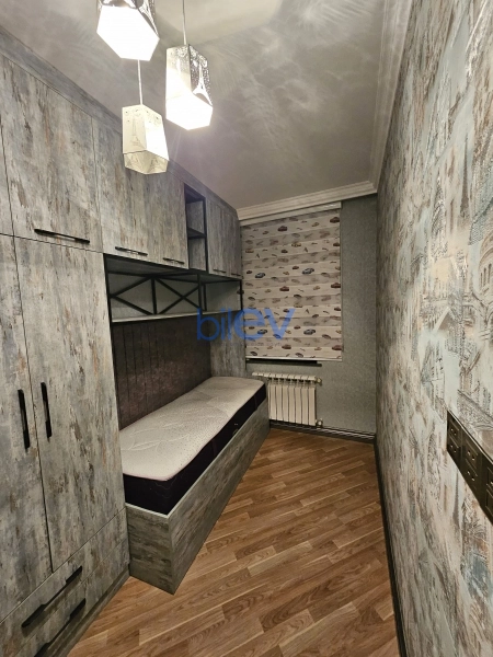 Aylıq Kirayə 3 otaqlı Köhnə Tikili bina evi  75m², Bakı