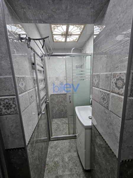 Aylıq Kirayə 3 otaqlı Köhnə Tikili bina evi  75m², Bakı