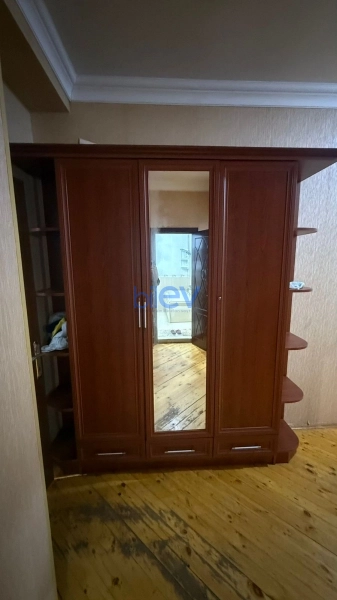 Aylıq Kirayə 3 otaqlı Yeni Tikili bina evi  70m², Bakı
