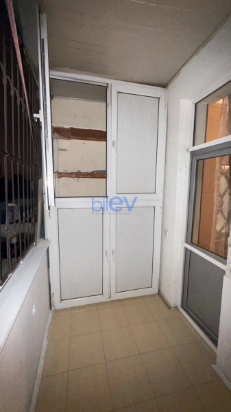 Aylıq Kirayə 3 otaqlı Yeni Tikili bina evi  70m², Bakı