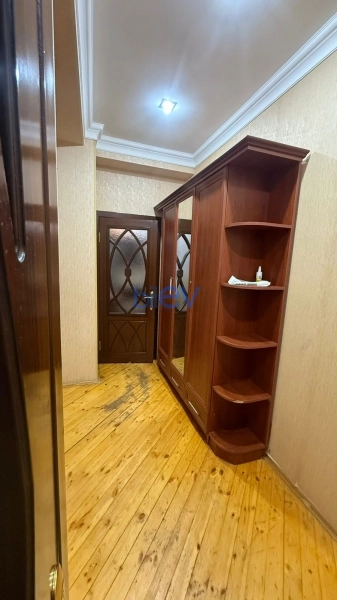 Aylıq Kirayə 3 otaqlı Yeni Tikili bina evi  70m², Bakı