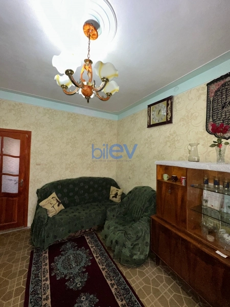 Aylıq Kirayə 2 otaqlı Köhnə Tikili bina evi  60m², Bakı
