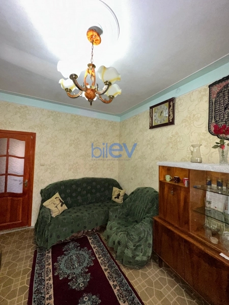 Aylıq Kirayə 2 otaqlı Köhnə Tikili bina evi  60m², Bakı