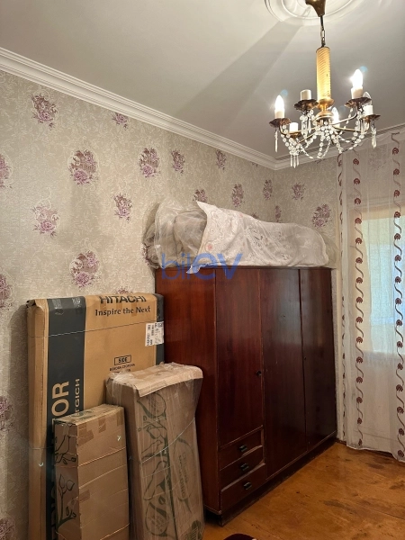 Aylıq Kirayə 2 otaqlı Köhnə Tikili bina evi  60m², Bakı
