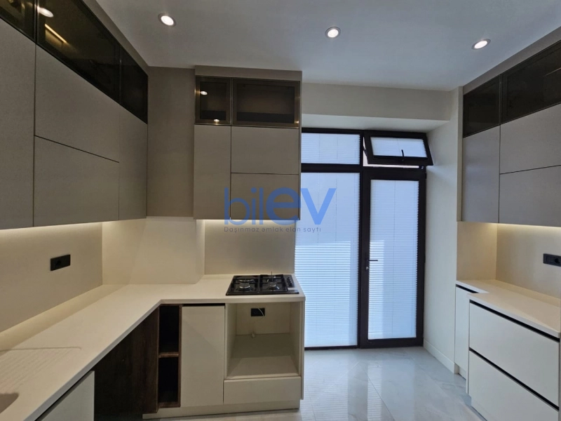 Satış 3 otaqlı Yeni Tikili bina evi  102m², Bakı