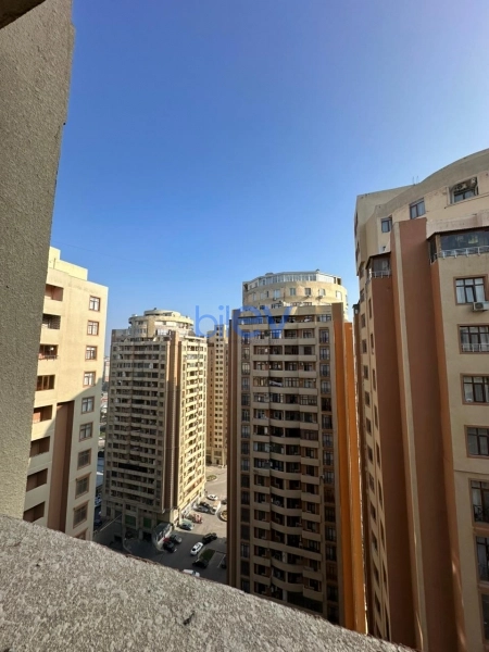 Satış 4 otaqlı Yeni Tikili bina evi  146m², Bakı