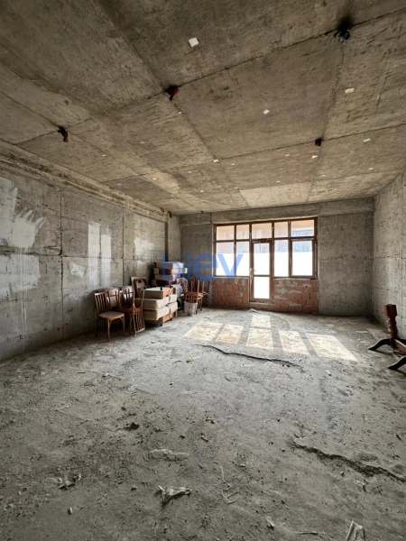Satış 4 otaqlı Yeni Tikili bina evi  146m², Bakı