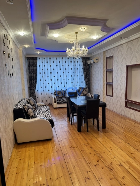 Aylıq Kirayə 3 otaqlı Yeni Tikili bina evi  100m², Bakı