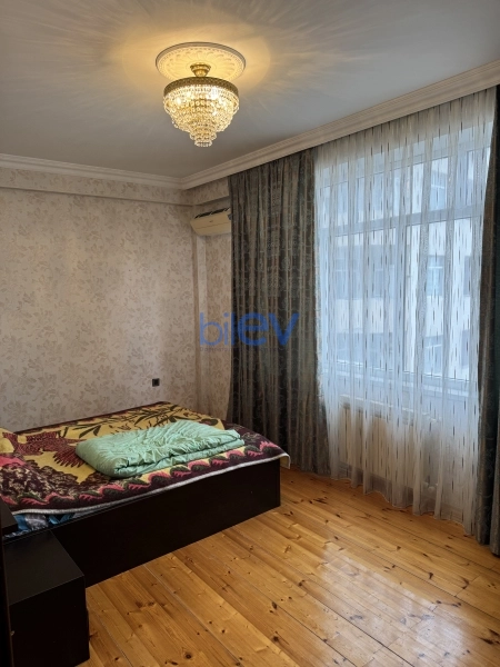 Aylıq Kirayə 3 otaqlı Yeni Tikili bina evi  100m², Bakı