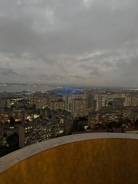 Günlük Kirayə 3 otaqlı Yeni Tikili bina evi  115m², Bakı