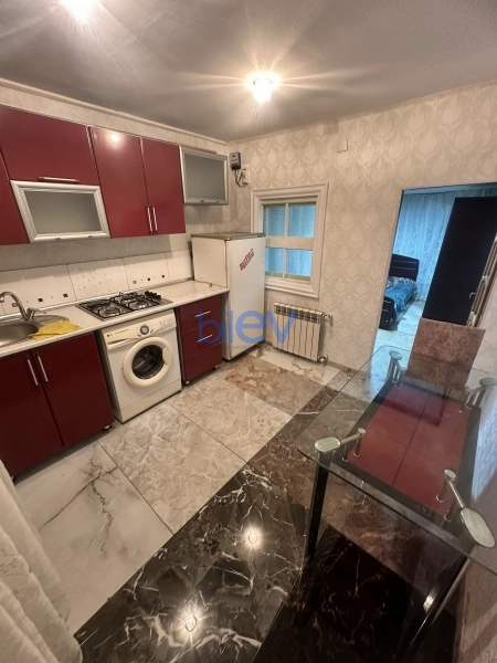 Aylıq Kirayə 1 otaqlı Həyət evi  25m², Bakı