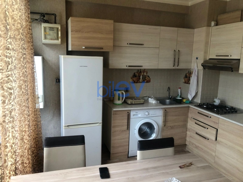 Aylıq Kirayə 1 otaqlı Yeni Tikili bina evi  61m², Bakı