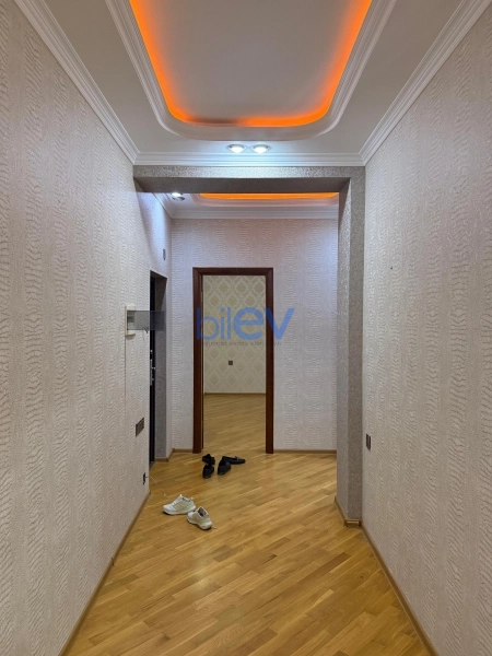 Aylıq Kirayə 2 otaqlı Yeni Tikili bina evi  110m², Bakı