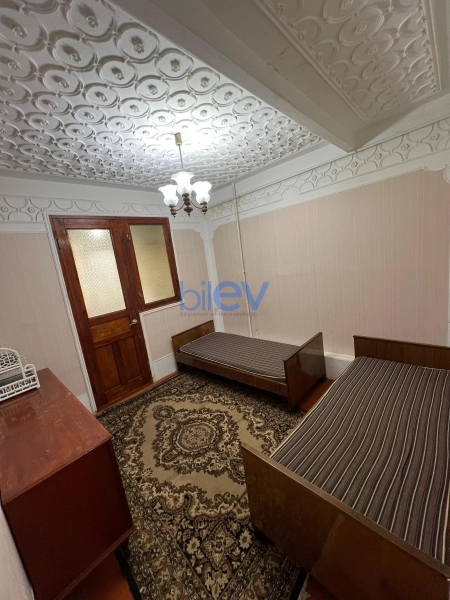 Aylıq Kirayə 3 otaqlı Köhnə Tikili bina evi  50m², Bakı