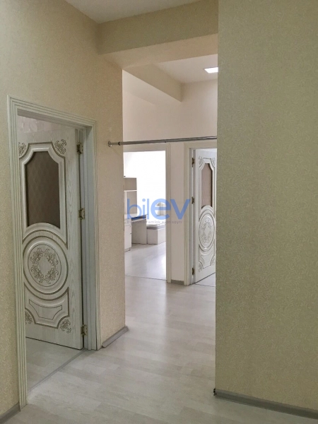 Satış 3 otaqlı Yeni Tikili bina evi  90m², Bakı