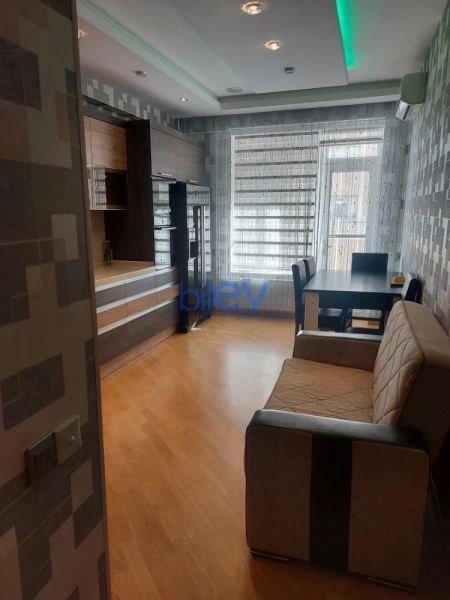 Aylıq Kirayə 2 otaqlı Yeni Tikili bina evi  106m², Bakı