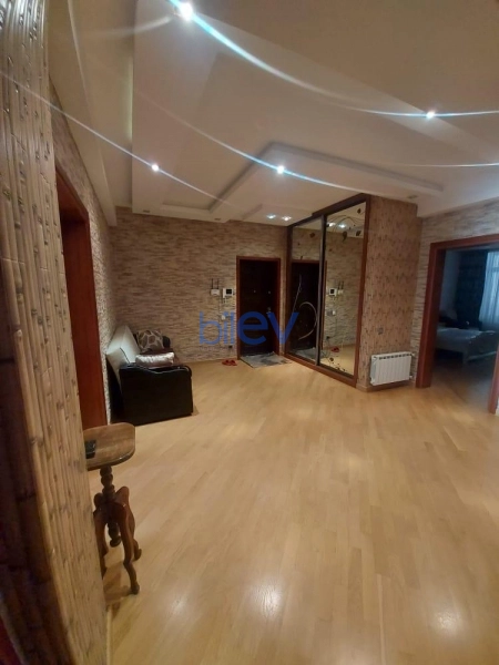 Aylıq Kirayə 2 otaqlı Yeni Tikili bina evi  106m², Bakı