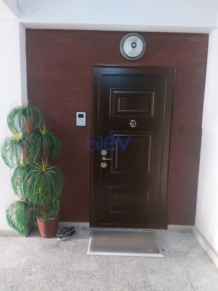 Aylıq Kirayə 2 otaqlı Yeni Tikili bina evi  106m², Bakı