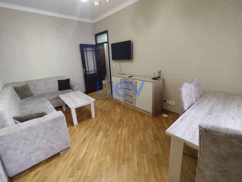 Aylıq Kirayə 2 otaqlı Yeni Tikili bina evi  55m², Bakı