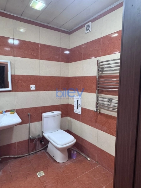 Aylıq Kirayə 3 otaqlı Yeni Tikili bina evi  100m², Bakı