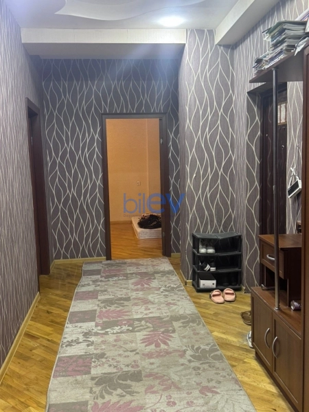 Aylıq Kirayə 3 otaqlı Yeni Tikili bina evi  100m², Bakı