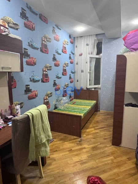 Aylıq Kirayə 3 otaqlı Yeni Tikili bina evi  100m², Bakı