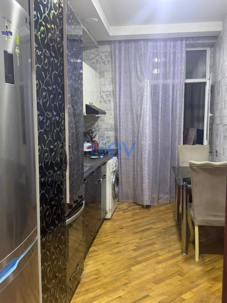 Aylıq Kirayə 3 otaqlı Yeni Tikili bina evi  100m², Bakı