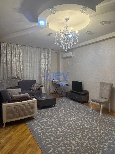 Aylıq Kirayə 3 otaqlı Yeni Tikili bina evi  100m², Bakı