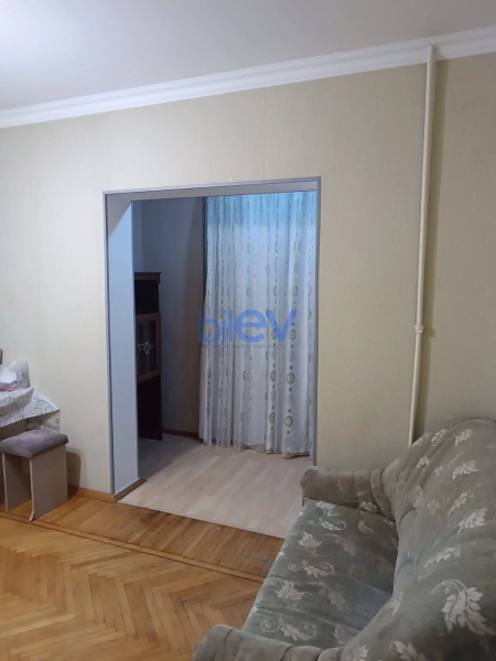 Aylıq Kirayə 2 otaqlı Köhnə Tikili bina evi  75m², Bakı