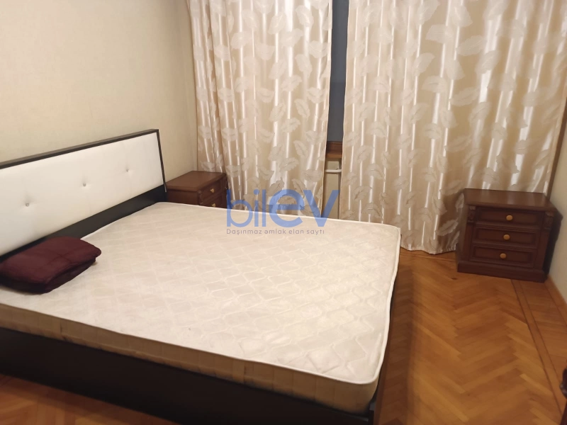 Aylıq Kirayə 2 otaqlı Köhnə Tikili bina evi  75m², Bakı