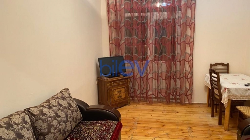 Aylıq Kirayə 2 otaqlı Köhnə Tikili bina evi  50m², Bakı